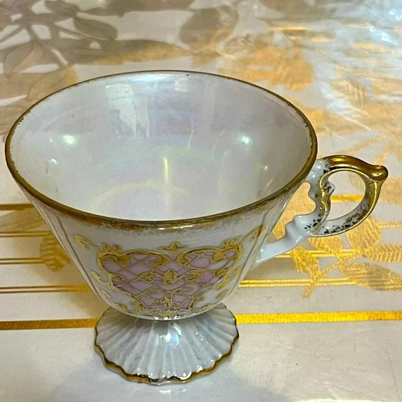 Vintage ROYAL SEALY  WHITE Pink GOLD ACCENTS PORCELAIN IRIDESCENT Cup - Picture 4 of 4